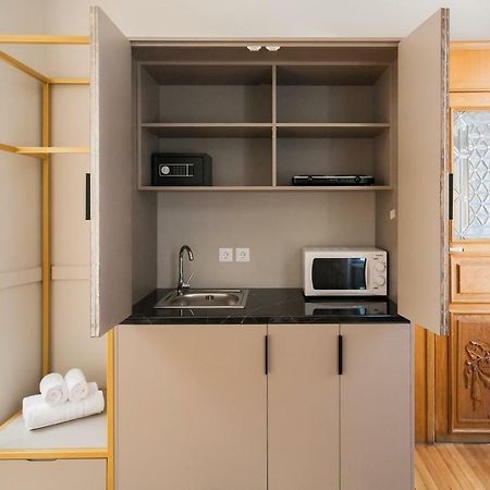 Step One | Luxury Suites Right In The Heart Of Acropolis Next To Metro Station Athens Exterior photo