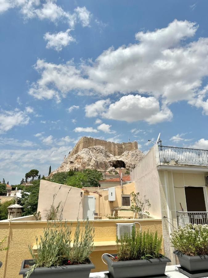 Step One | Luxury Suites Right In The Heart Of Acropolis Next To Metro Station Athens Exterior photo