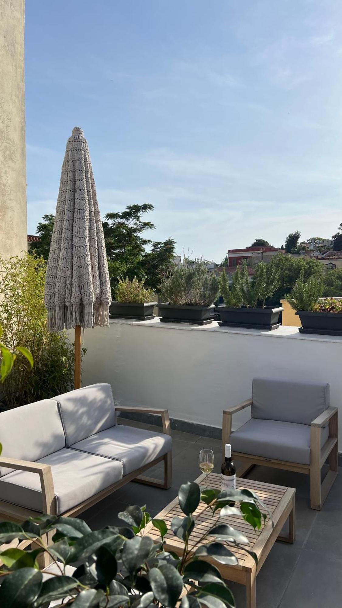 Step One | Luxury Suites Right In The Heart Of Acropolis Next To Metro Station Athens Exterior photo