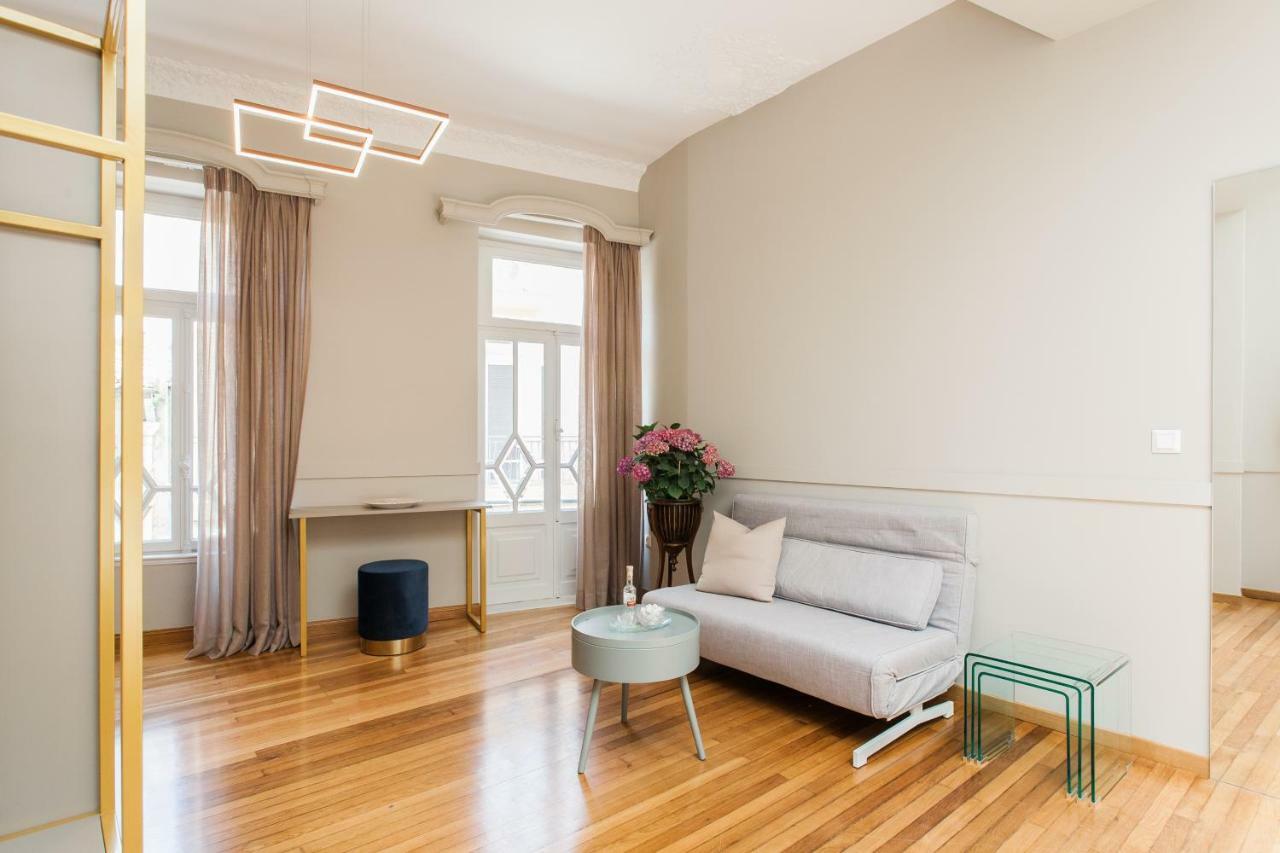 Step One | Luxury Suites Right In The Heart Of Acropolis Next To Metro Station Athens Exterior photo