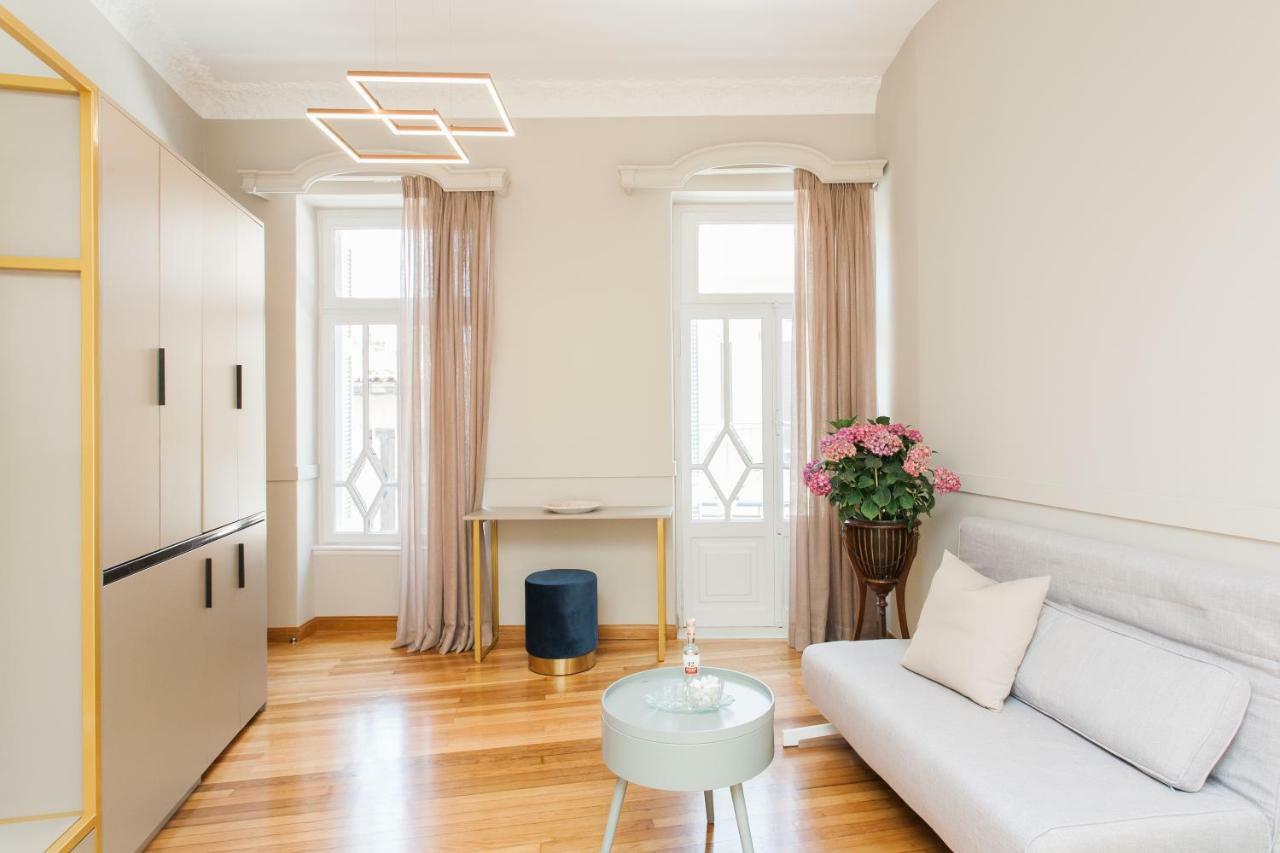 Step One | Luxury Suites Right In The Heart Of Acropolis Next To Metro Station Athens Exterior photo